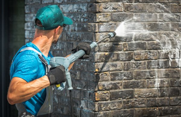 Commercial Building Washing in Bremerton