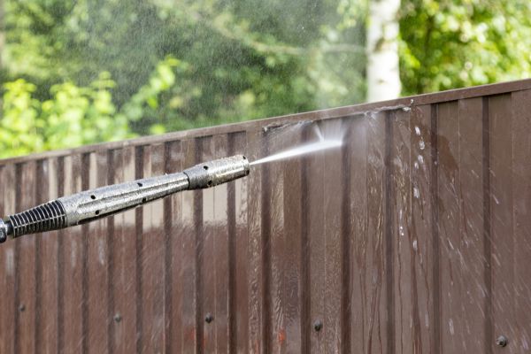 Vinyl Fence Cleaning in Bremerton