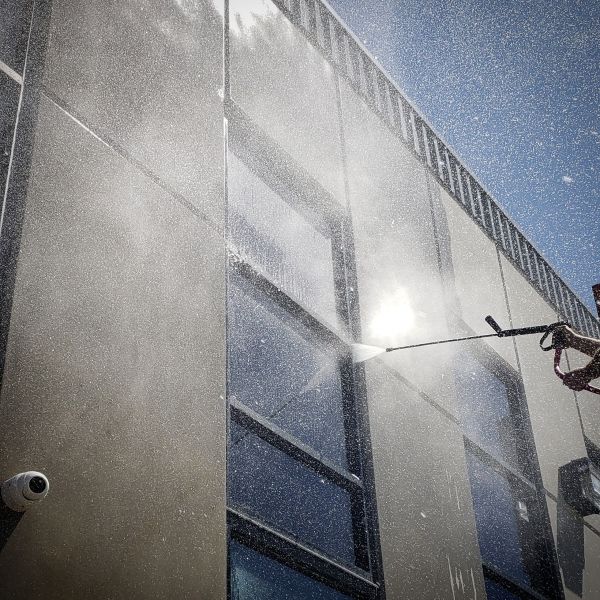 Exterior Building Washing in Bremerton