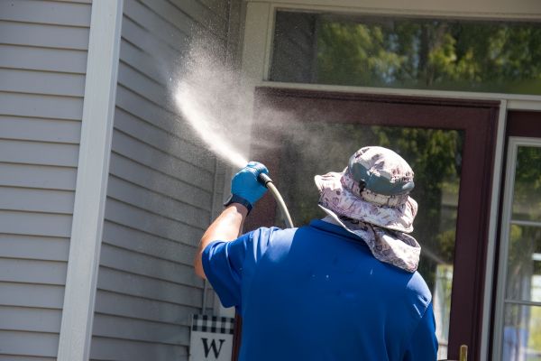Siding Pressure Washing in Bremerton