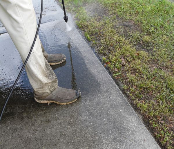Concrete Slab Powerwashing in Bremerton